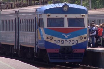 Укрзализныця. Фото: скриншот YouTube