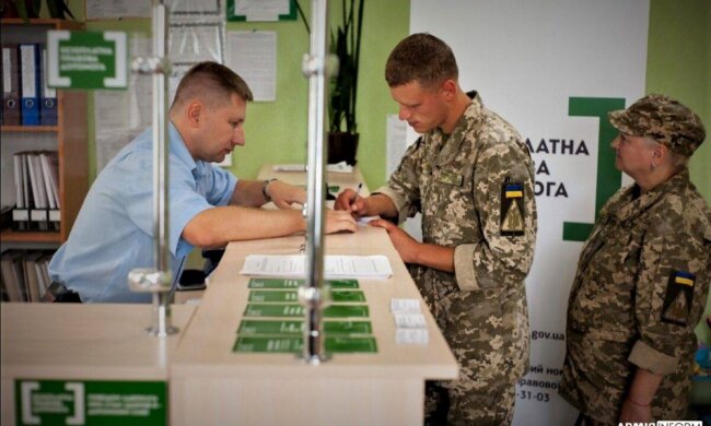 Помощь военным. Фото: Генштаб ВСУ