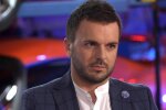 Ведущий "Холостячки" Григорий Решетник заделался свахой, пообещал номер телефона завидного жениха: "Если это фото…"