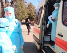 Коронавирусом заразились уже 475 украинцев. Фото: скриншот YouTube