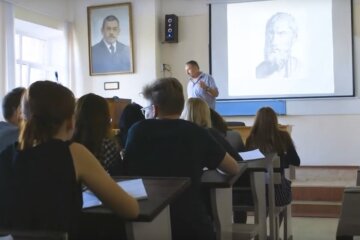 Студенти. Фото: скріншот YouTube-відео