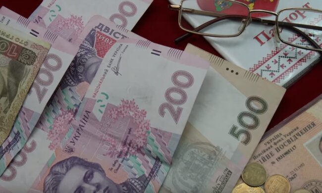 Пенсионеры получат надбавки к пенсиям до конца года. Фото: скрин youtube