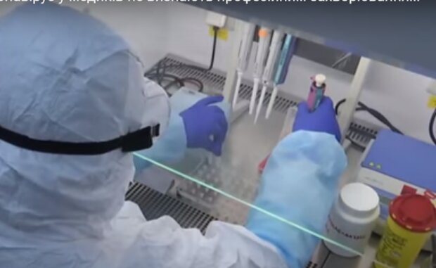 Украинцы смогут бесплатно делать тесты на коронавирус. Фото: скриншот YouTube