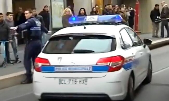 Нападение перед базиликой Нотр-Дам. Фото: скриншот Youtube