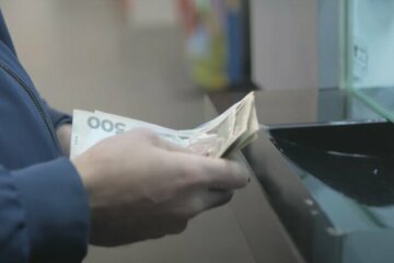 Пенсии в Украине. Фото: скриншот YouTube