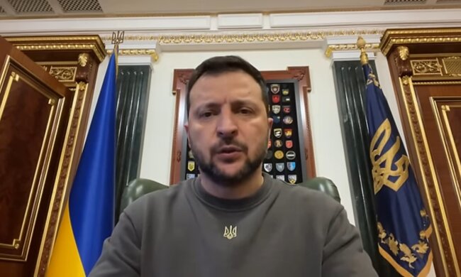 Срочное обращение Зеленского: стратегию победы приходится менять, что решили