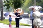 Травнева погода. Фото: скріншот Youtube