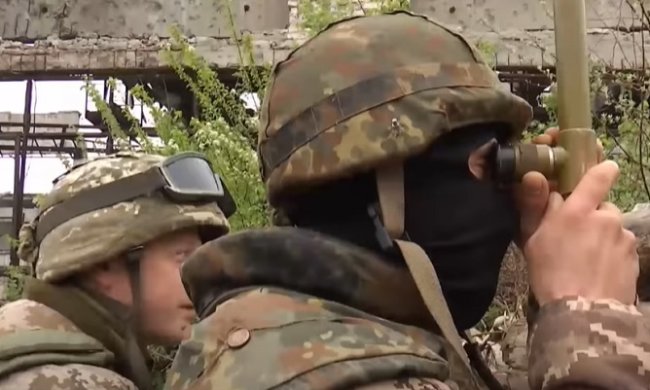 Четверо защитников Украины получили ранения. Фото: скриншот YouTube