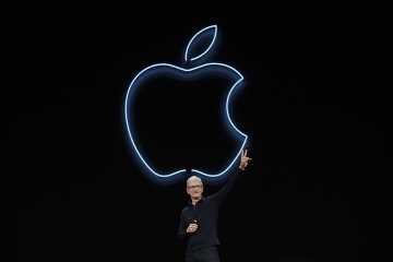 Глава Apple Тим Кук