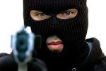 Когда трус идет грабить обменник. Забавное видео неудавшегося ограбления в Киеве