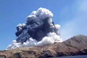 Извержение вулкана в Новой Зеландии