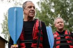 Лавров прилетел в Крым и его понесло по ресторанам