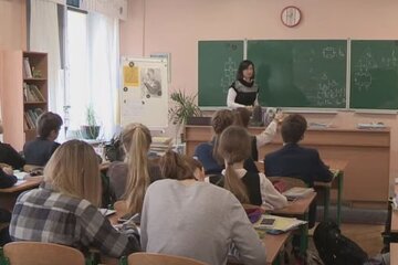 Урок у школі. Фото: скріншот YouTube-відео