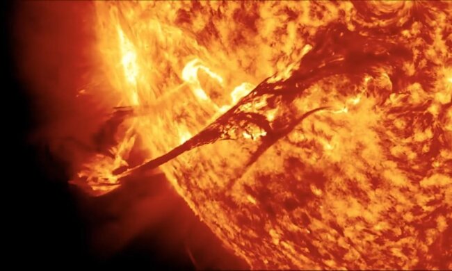 У листопаді буде штормити: календар магнітних бур по Україні