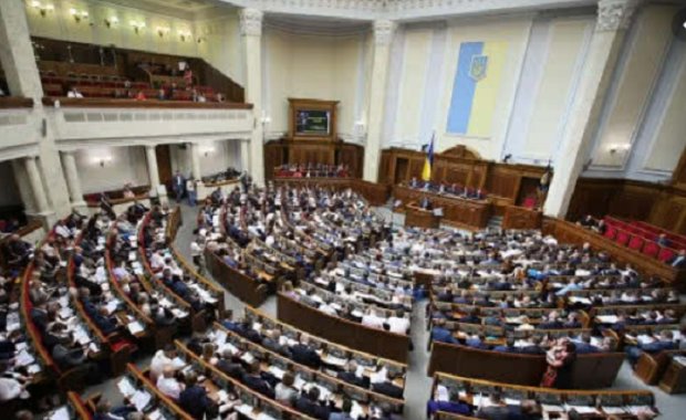 Количество народных депутатов хотят сократить. Фото иллюстративное
