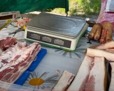 На киевских рынках вводится ограничение на продажу определенных продуктов. Фото: Скриншот YouTube