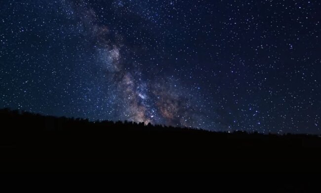 Звездное небо. Фото: скриншот YouTube-видео