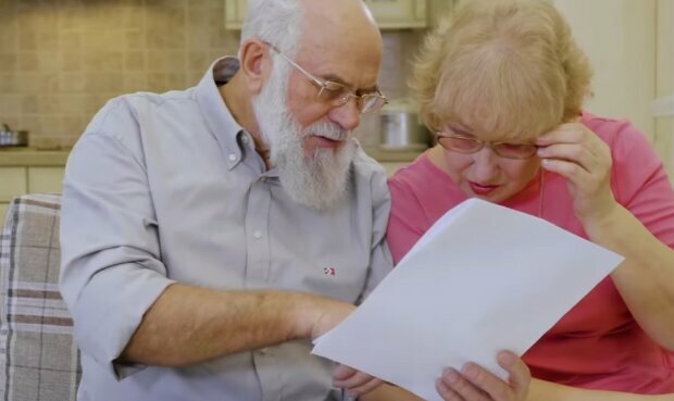 Пенсионеры. Фото: скриншот YouTube.