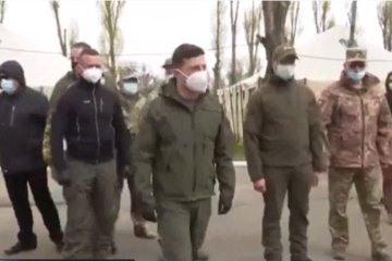 Зеленский в Донецкой области. Фото: скриншот YouTube