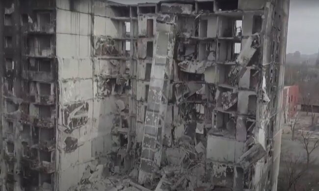 Жилые дома после русских ударов. Фото: YouTube, скрин