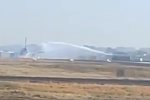 В Индии загорелся самолет, фото: Скриншот YouTube