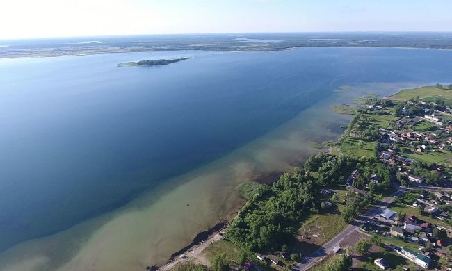 Легендарный водоем стремительно мелеет , фото: Википедия