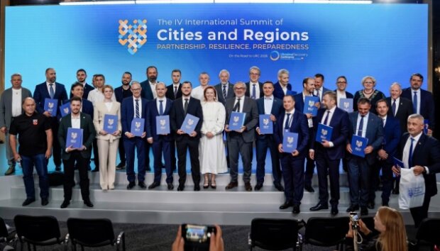 Україна та ЄС укладають угоди про співпрацю на Саміті міст і регіонів