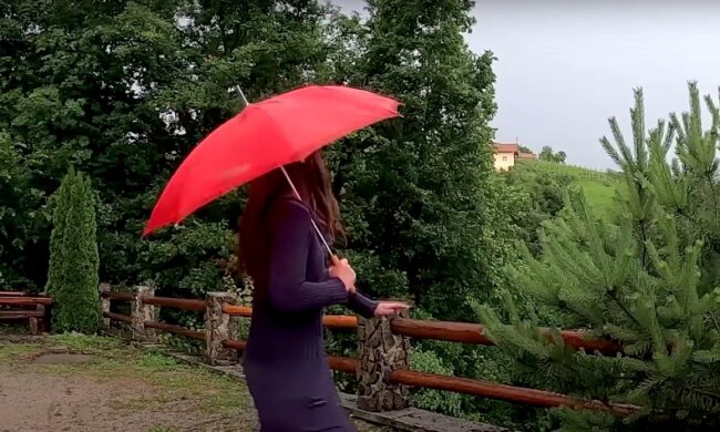 Дощ. Фото: YouTube, скрін