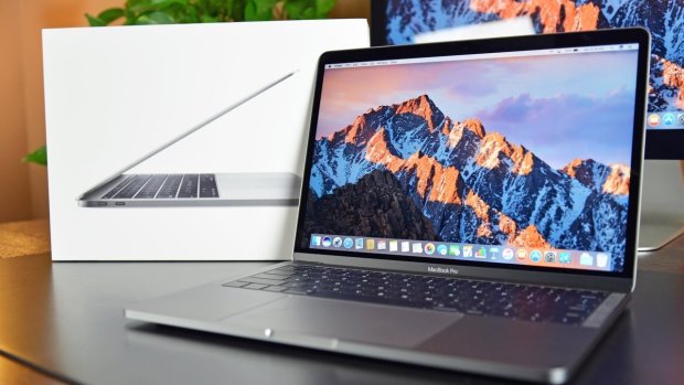 Слишком опасны: Apple срочно просит пользователей вернуть MacBook Pro