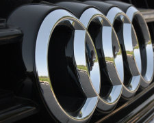 Полный привод и 570 "лошадей": спортивная новинка от Audi взорвала Сеть (фото)