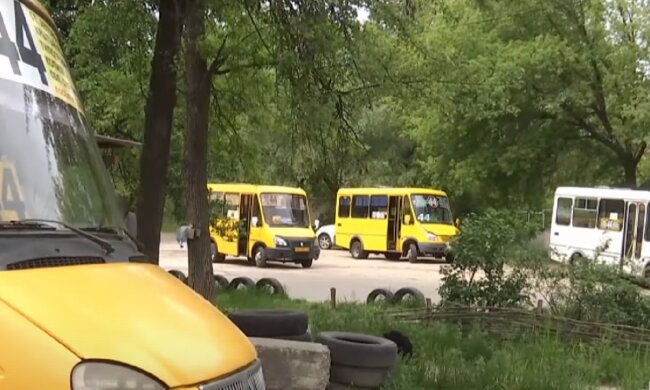 Маршрутка. Фото: YouTube, скрін