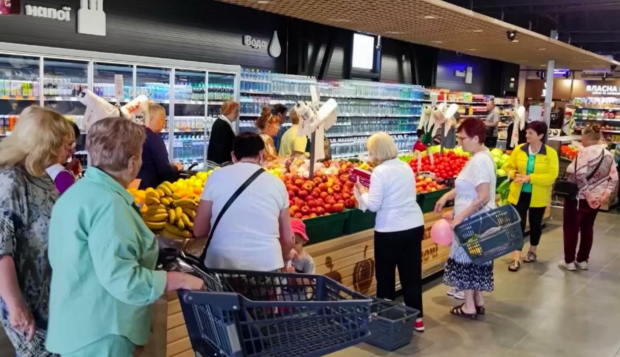 Які продукти в Україні скоро дуже злетять у ціні. Фото: YouTube