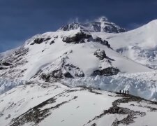 Эверест. Фото: скриншот YouTube