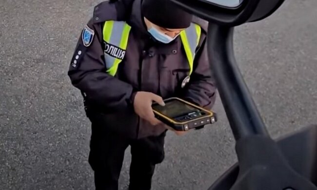 Патрульна поліція. Фото: скріншот Youtube-відео