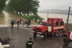 Спасательные работы не прекращаются ни на минуту:  украинцам показали масштабы трагедии на Закарпатье