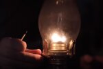 Керосиновая лампа. Фото: скриншот YouTube-видео