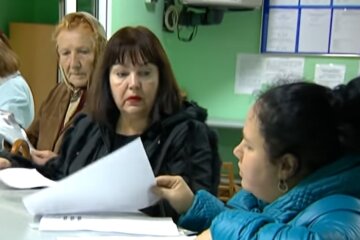 Пенсионеры. Фото: скриншот Youtube-видео