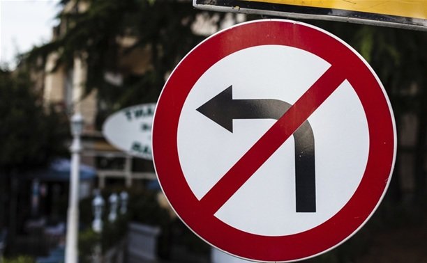 Новый запрет на украинских дорогах: чиновники решили отказаться от левых поворотов