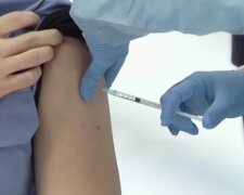 Вакцинація. Фото: скріншот Youtube-відео