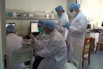 Тест на коронавирус. Фото: скриншот YouTube