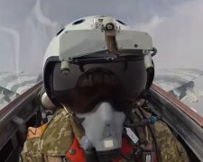 Український пілот. Фото: скріншот YouTube-відео
