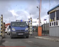 Пункт пропуска на границе с Польшей. Фото: скриншот YouTube