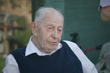 Джон Альфред Тиннисвуд скриншот