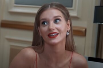 Кристина Асмус. Фото: скриншот YouTube