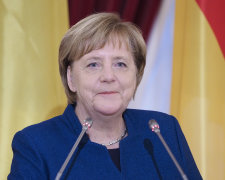 Неужели не уберегли? Ангела Меркель отправилась на карантин – что известно