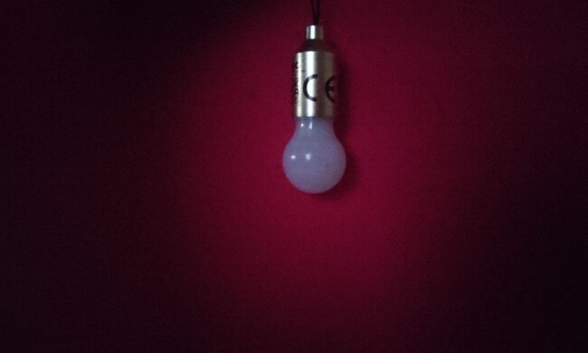 Отключение света за долги: кому отрежут провода