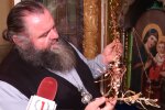 На Закарпатті у монастирі УПЦ біля ікони Богородиці зацвіли сухі лілії