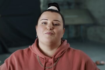 Alyona Alyona, скриншот из YouTube