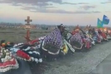 Могили загиблих солдатів рф. Фото: скріншот YouTube-відео