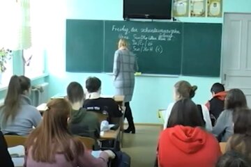 Урок у школі. Фото: скріншот YouTube-відео